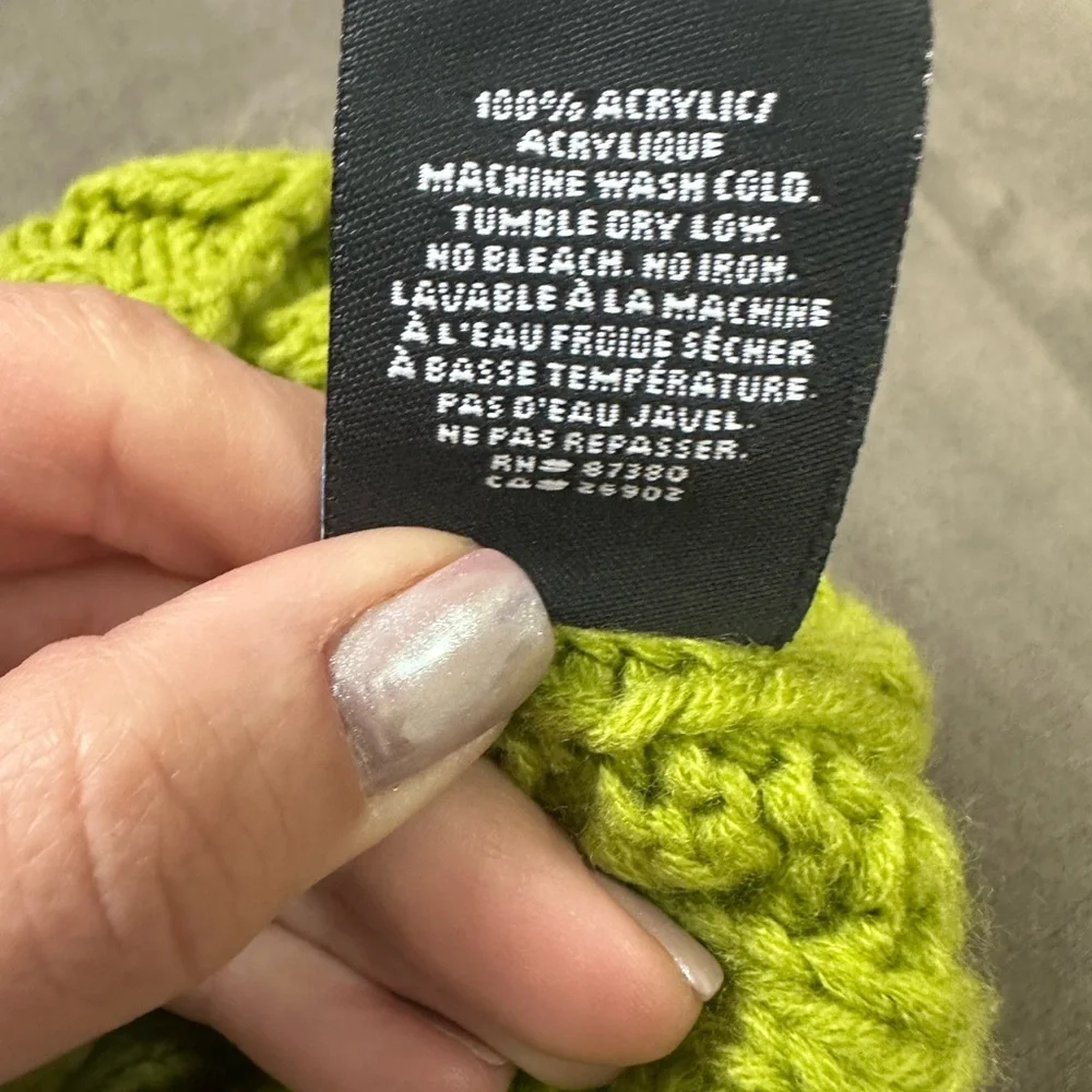 Burton SnowBoard Beanie Hat - Picture 7 of 8